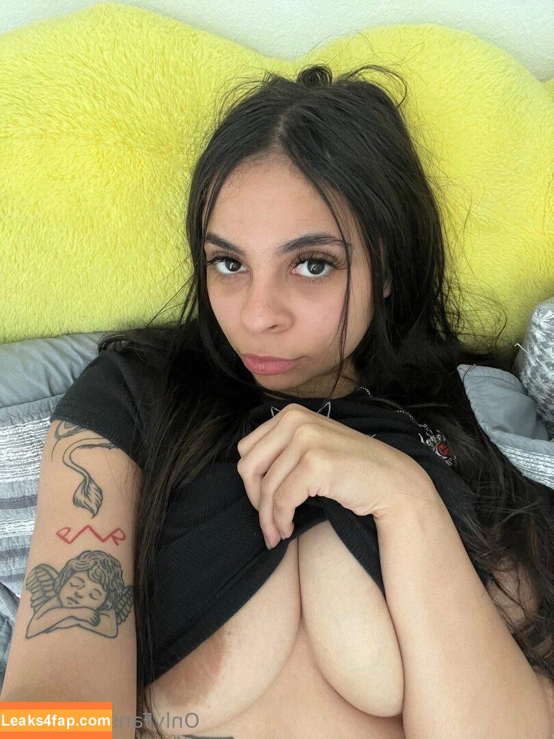 liljp_ /  leaked photo photo #0008