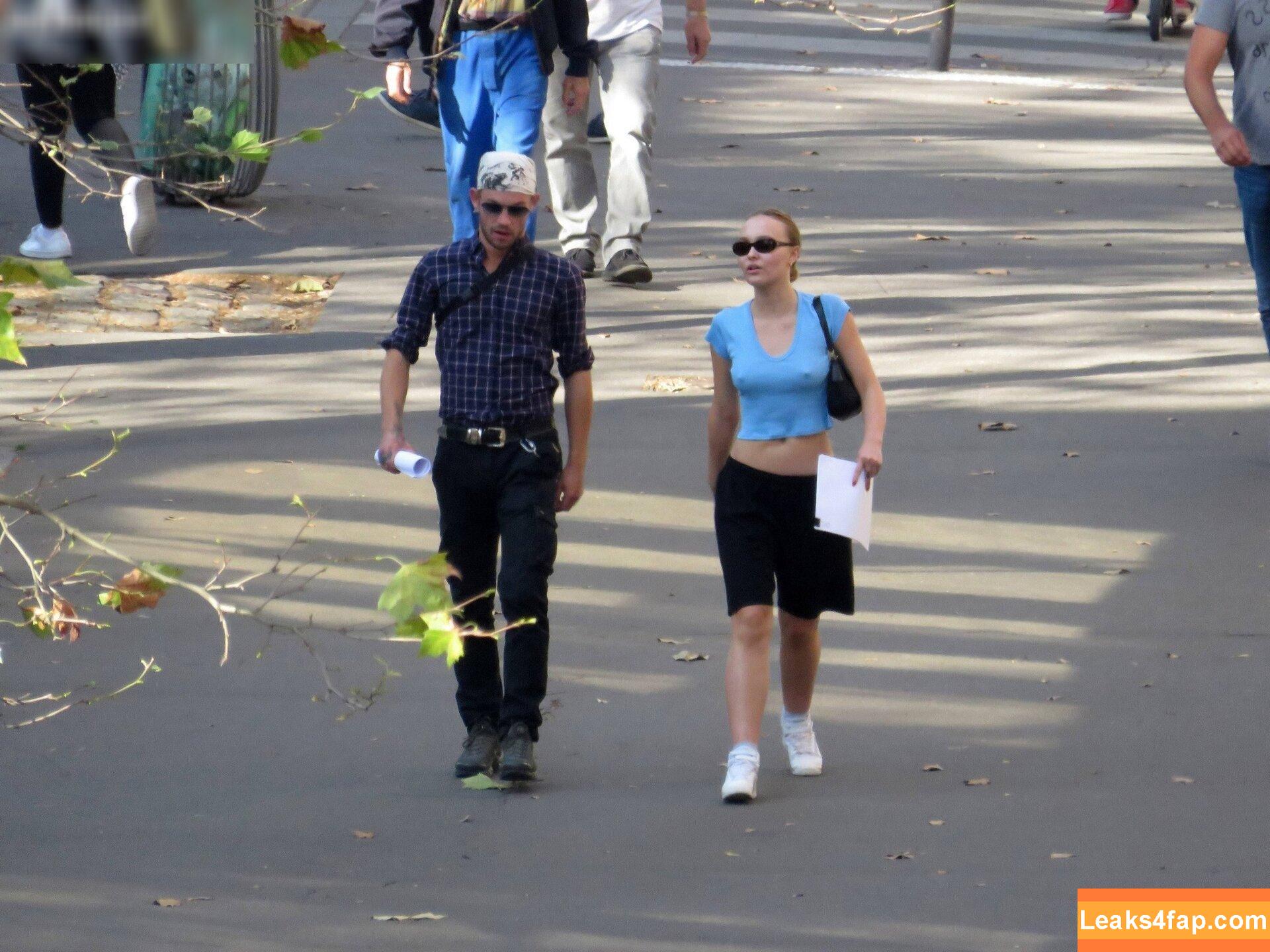 Lily-Rose Depp / Lily Rose Depp / lilyrose_depp / lilyrosemeldepp leaked photo photo #0034