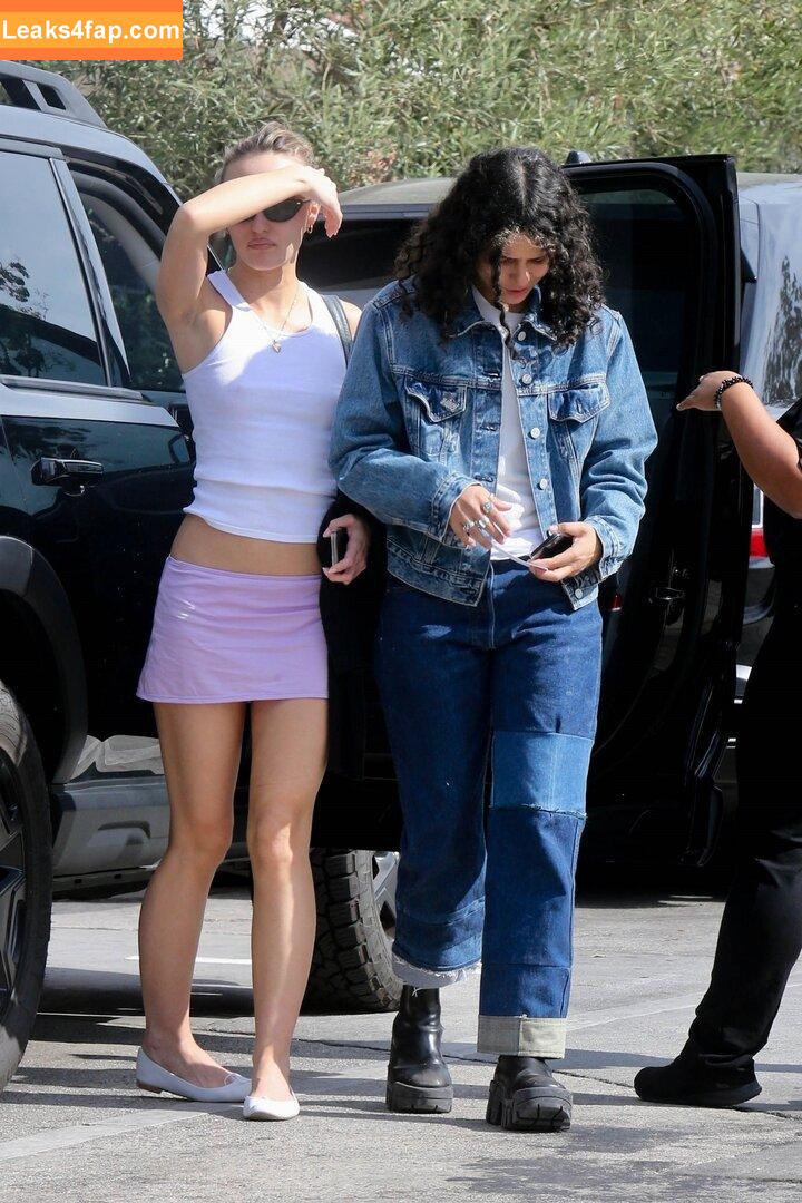 Lily-Rose Depp / Lily Rose Depp / lilyrose_depp / lilyrosemeldepp leaked photo photo #0205