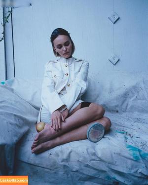 Lily-Rose Depp photo #0044