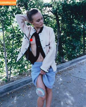 Lily-Rose Depp photo #0065