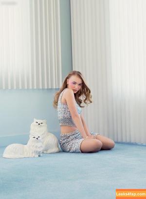 Lily-Rose Depp photo #0213
