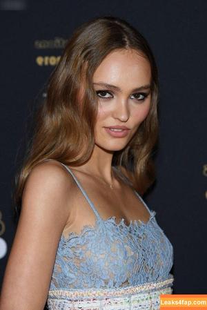 Lily-Rose Depp photo #0223