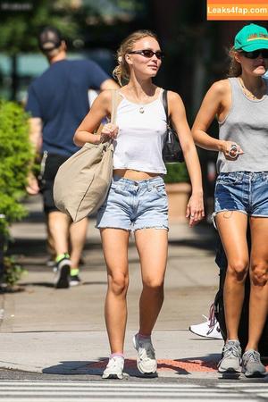 Lily-Rose Depp photo #0311