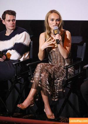 Lily-Rose Depp photo #0324
