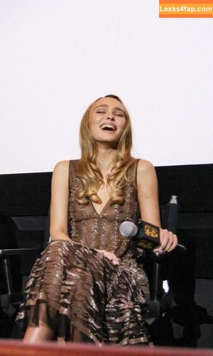 Lily-Rose Depp photo #0344