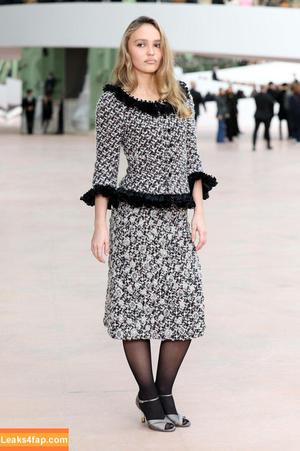 Lily-Rose Depp photo #0401