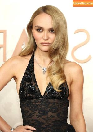 Lily-Rose Depp photo #0424