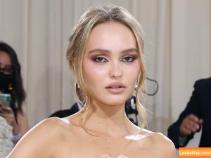 Lily-Rose Depp photo #0449