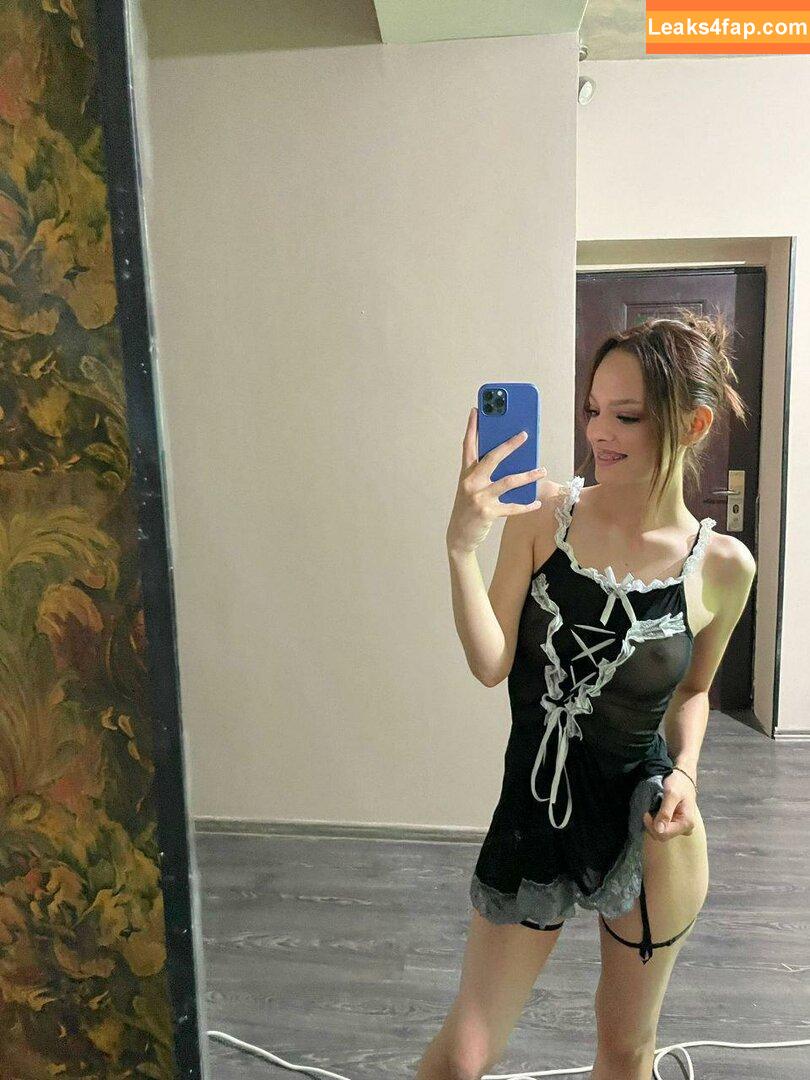 Luna Ray / luna.rayy / lunarayy__ / lunarrayy leaked photo photo #0005