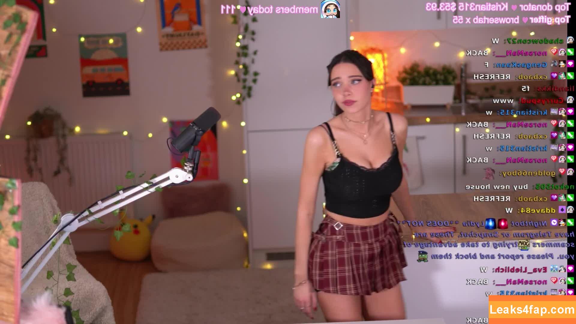 lydia_violet /  leaked photo photo #0006