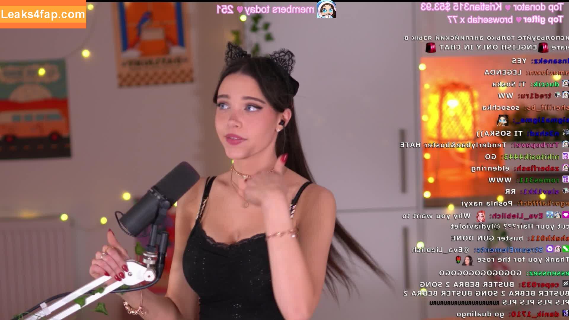 lydia_violet /  leaked photo photo #0009