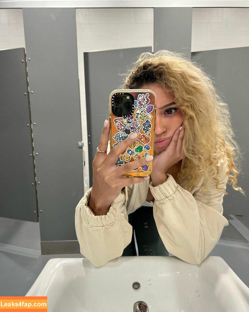 Macaiyla / biancasotelo14 leaked photo photo #0041