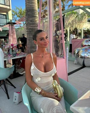 Maddy Cheary photo #0121