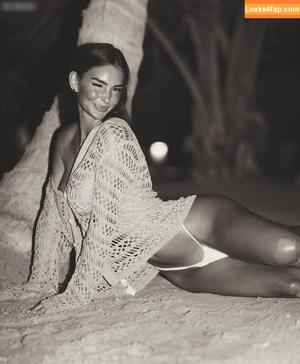 Maddy Cheary photo #0541