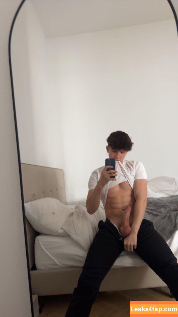 manutwinkx / manu_twink leaked photo photo #0050