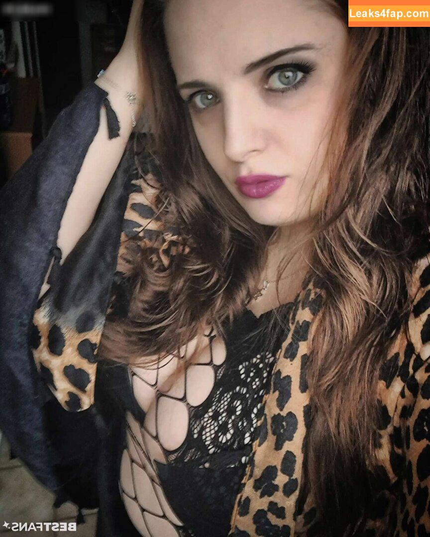 Marie Caroline Amelia /  leaked photo photo #0013