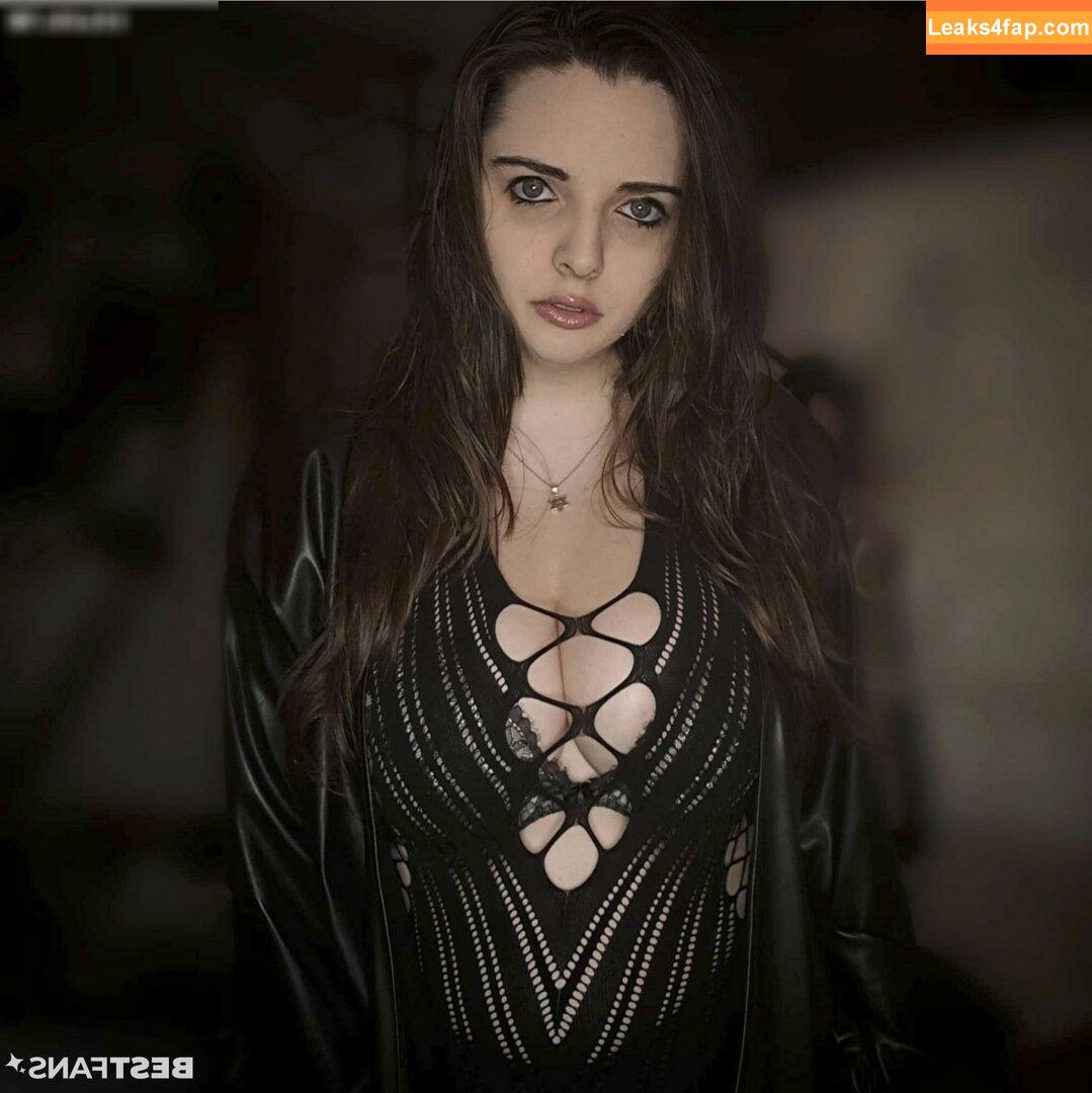 Marie Caroline Amelia /  leaked photo photo #0026