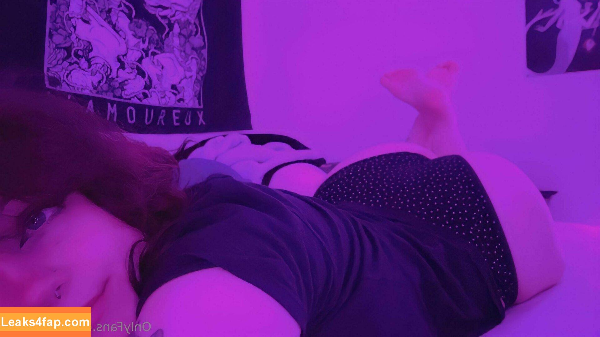 Meowinxi / evie / evolutionofevie leaked photo photo #0044
