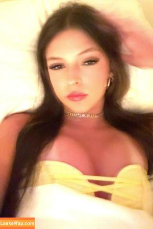 Mia Torrence photo #0003