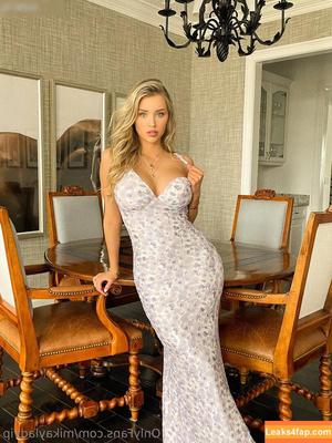 Mikayla Demaiter photo #4385