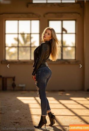 Mikayla Demaiter photo #6808