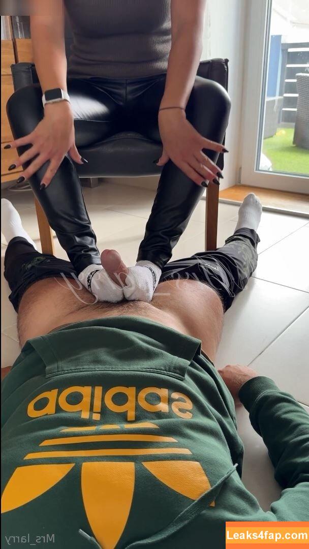 mrs_larry /  leaked photo photo #0002