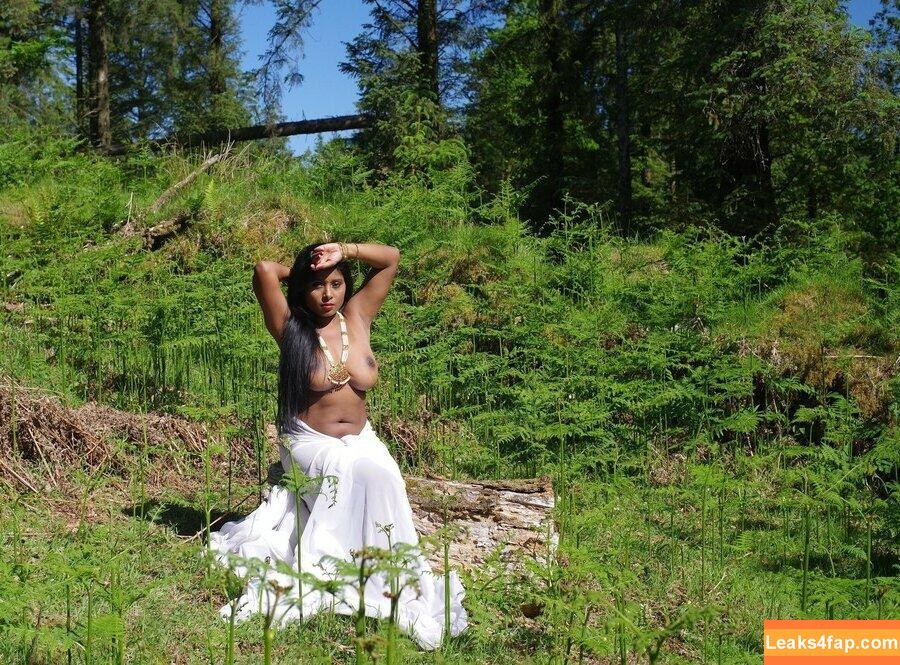 Nikita Gokhale / Nikita Gordijn / nikitagokhale leaked photo photo #0156