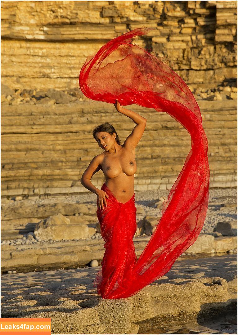Nikita Gokhale / Nikita Gordijn / nikitagokhale leaked photo photo #0189