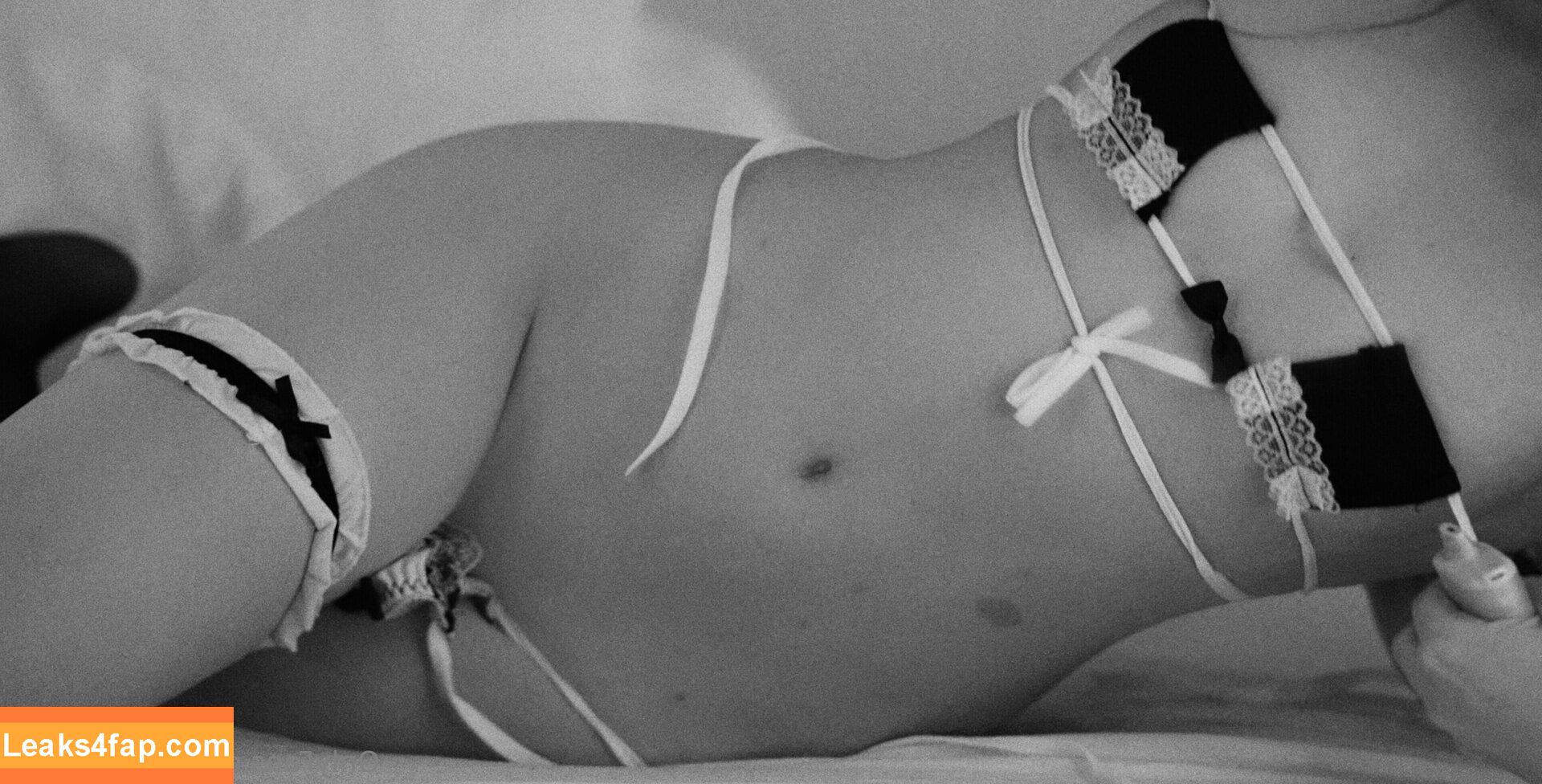 Nyakich / nyakichfeet leaked photo photo #0006