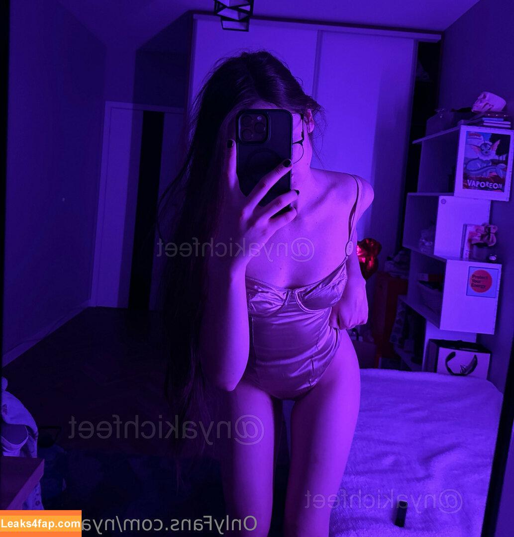 Nyakich / nyakichfeet leaked photo photo #0021