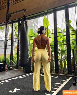 Okyyoliviaa photo #0151