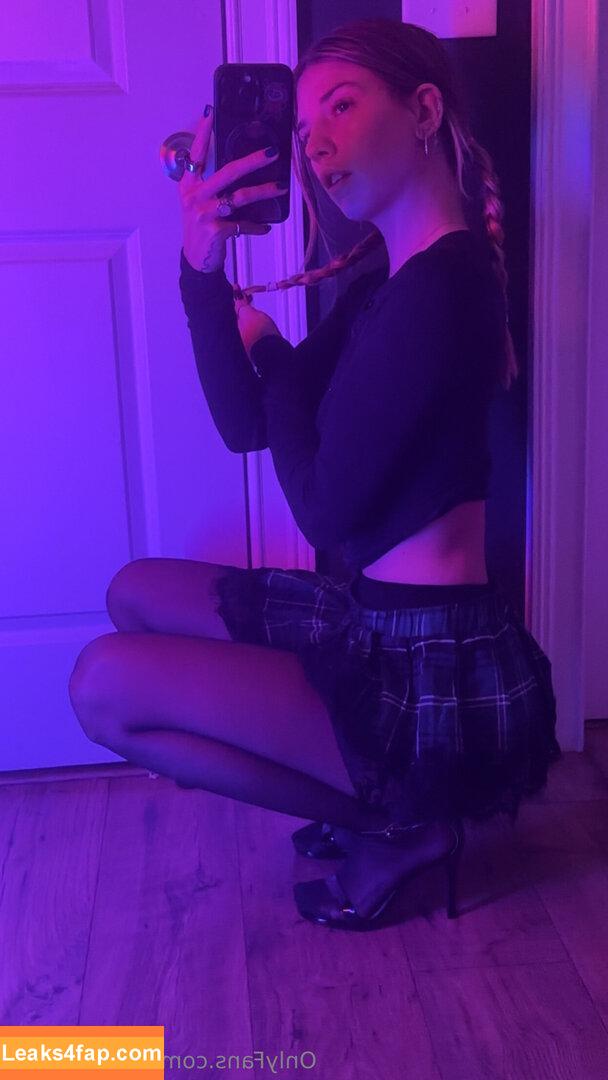 Oliviahansley / oliviahensleyy_ leaked photo photo #0005