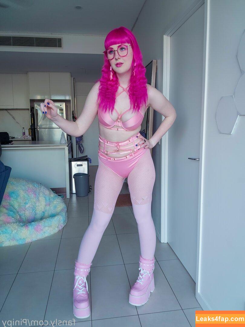 Pinipy leaked photo photo #0244