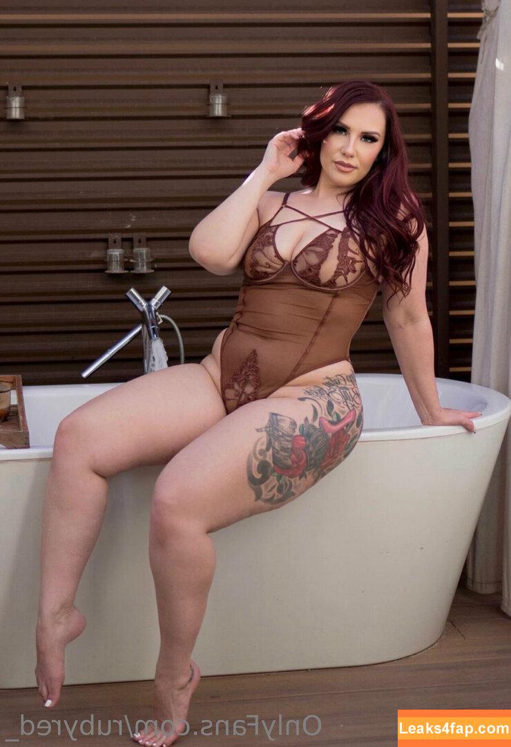 rubyred_ / aubrey_red_ leaked photo photo #0013