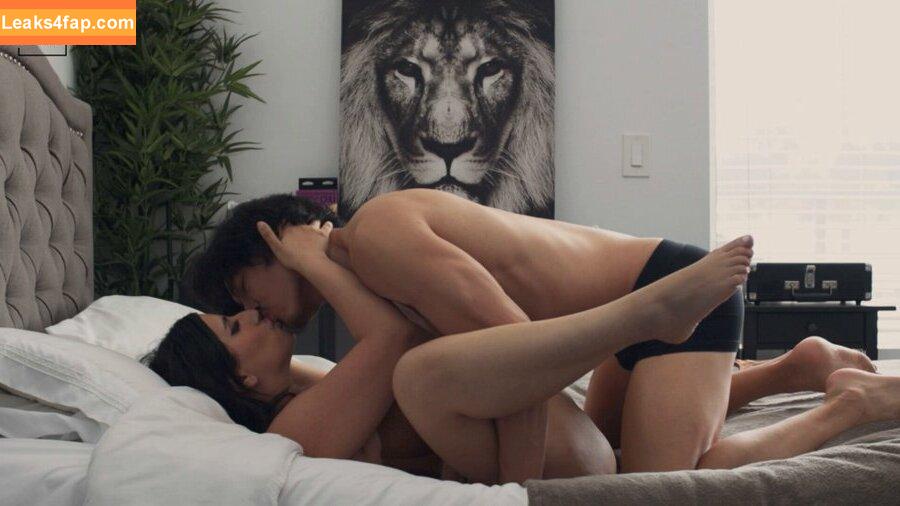 Sarah Arabic / SarahArabic / arabicslavegirl / sarah.arabic leaked photo photo #0209