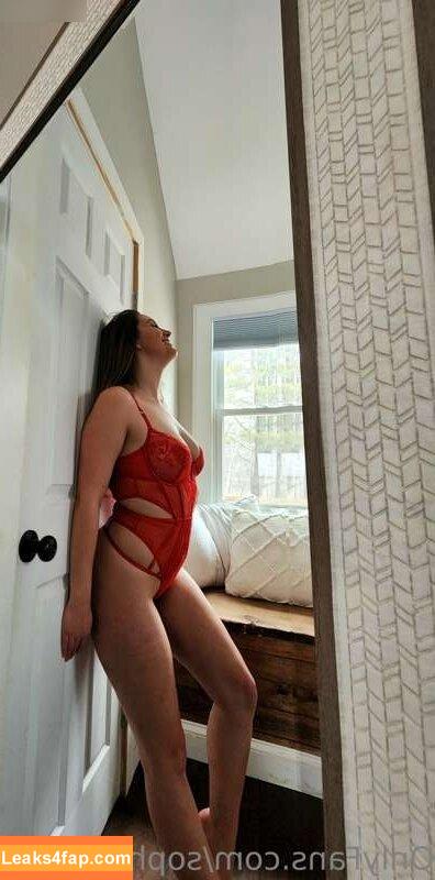 Sophie Fennec / https: / sophie_fennec leaked photo photo #0166