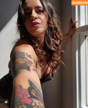 Stephanie Taylor Cline photo #0002