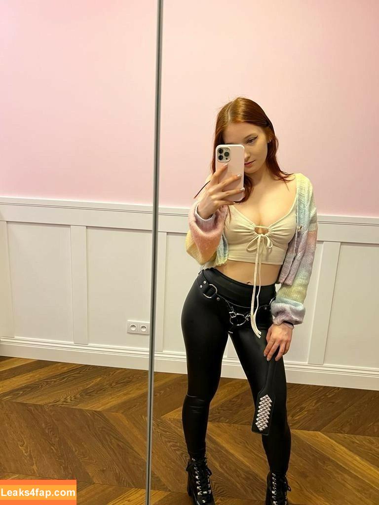 The Pegging Index / AlessaloveX / alessalove.x / katopunk leaked photo photo #0042