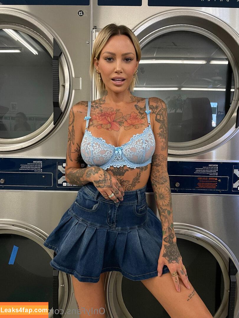 tinalouise /  leaked photo photo #0001