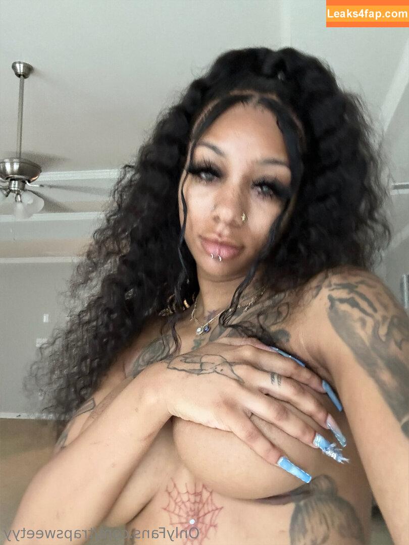 trapsweetyy / trappsweetyy leaked photo photo #0062