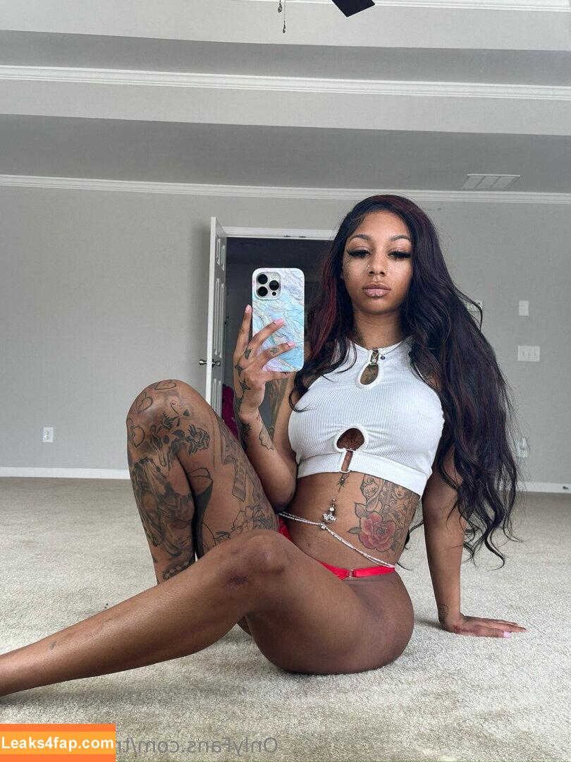 trapsweetyy / trappsweetyy leaked photo photo #0082