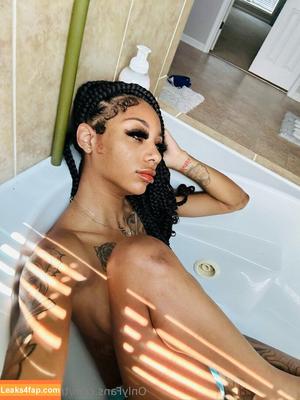 trapsweetyy photo #0064
