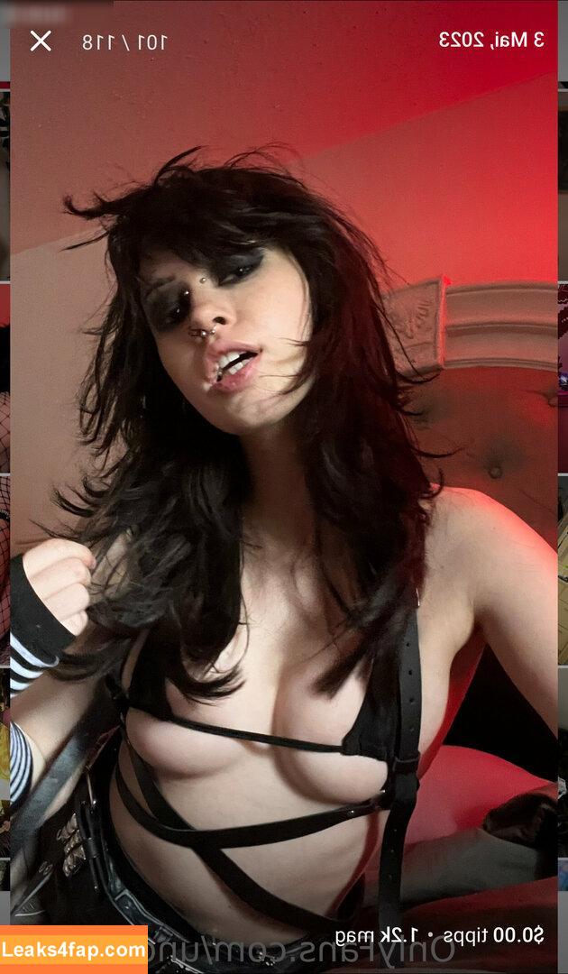 _undeadem_ /  leaked photo photo #0025