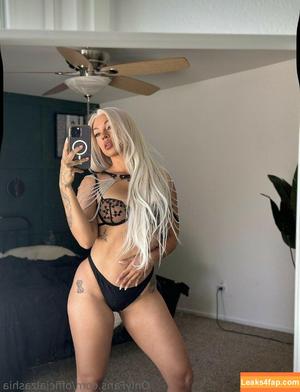 Zashia Santiago photo #0003
