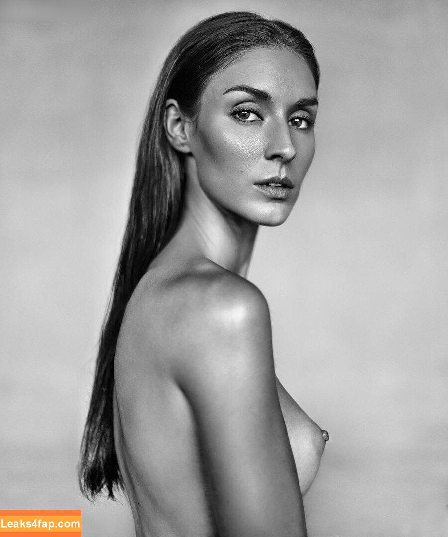 Zuriñe Aspiunza /  leaked photo photo #0007