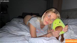 Lia Engel photo #0016