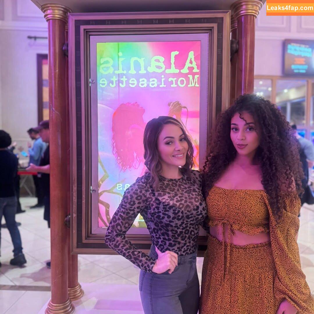 Melissa Santos / melissasantos / melissasantosofficial leaked photo photo #0013