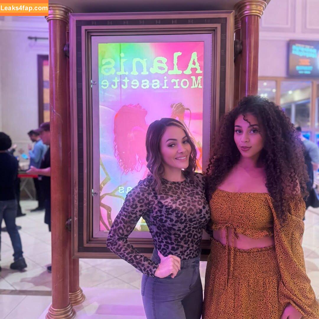 Melissa Santos / melissasantos / melissasantosofficial leaked photo photo #0016