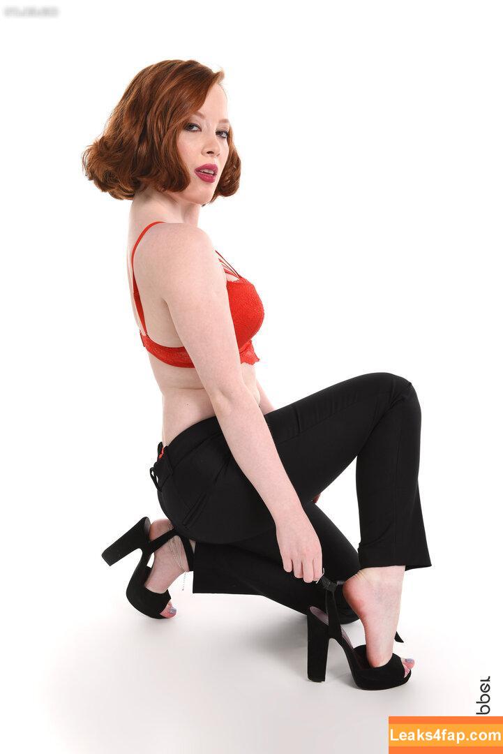 303 /  слитое фото фото #1552